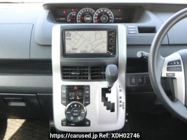Used 2010 AT toyota noah ZRR70G Image[26]