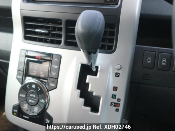 Used 2010 AT toyota noah ZRR70G Image[30]