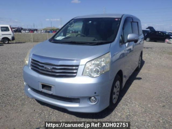 Used 2010 AT toyota noah ZRR70G Image[2]