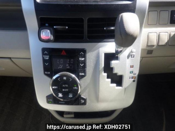 Used 2010 AT toyota noah ZRR70G Image[22]