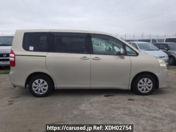 Used 2010 AT toyota noah ZRR70G Image[7]