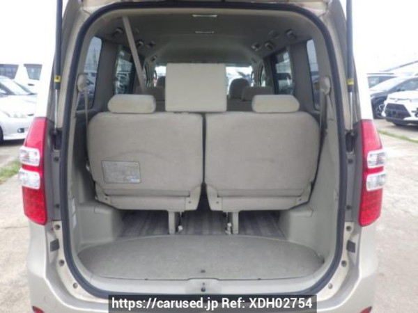 Used 2010 AT toyota noah ZRR70G Image[8]