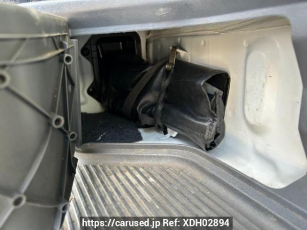Used 2002 AT toyota hiace-van RZH112V Image[42]