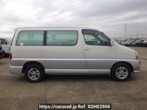 Used 2002 AT toyota regius-wagon RCH41W Image[7]