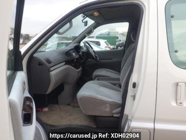 Used 2002 AT toyota regius-wagon RCH41W Image[12]