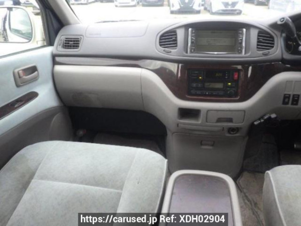 Used 2002 AT toyota regius-wagon RCH41W Image[16]