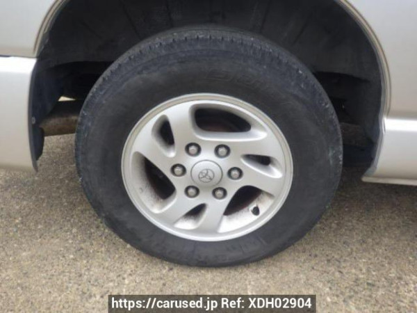 Used 2002 AT toyota regius-wagon RCH41W Image[24]