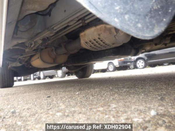 Used 2002 AT toyota regius-wagon RCH41W Image[29]
