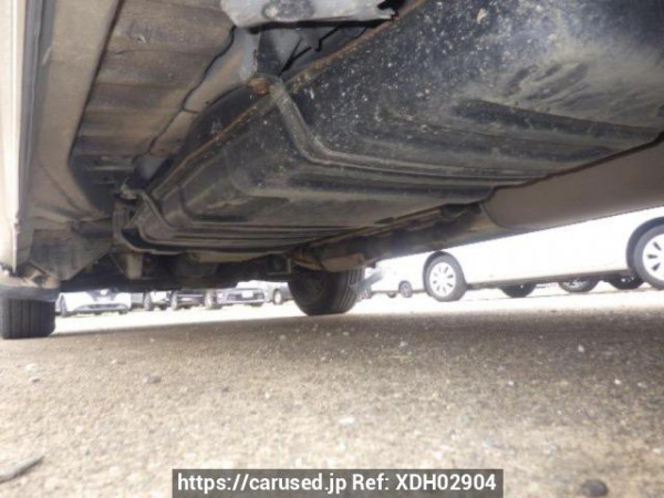 Used 2002 AT toyota regius-wagon RCH41W Image[34]