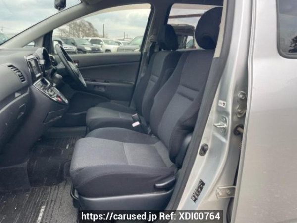 Used 2004 AT toyota wish ZNE10G Image[14]
