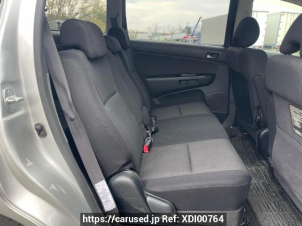 Used 2004 AT toyota wish ZNE10G Image[15]