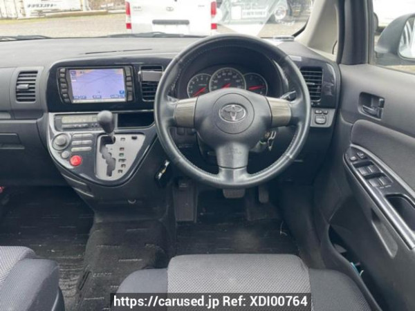 Used 2004 AT toyota wish ZNE10G Image[21]