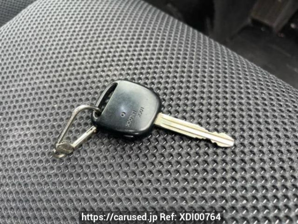Used 2004 AT toyota wish ZNE10G Image[29]