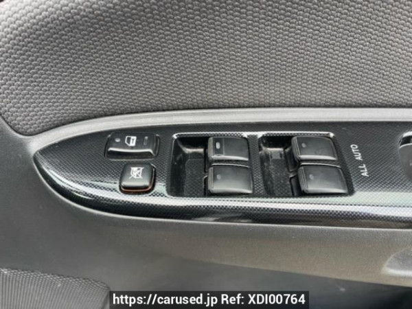 Used 2004 AT toyota wish ZNE10G Image[30]