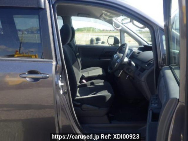 Used 2008 AT toyota noah ZRR70G Image[11]