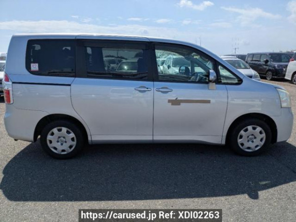 Used 2008 AT toyota noah ZRR70G Image[7]