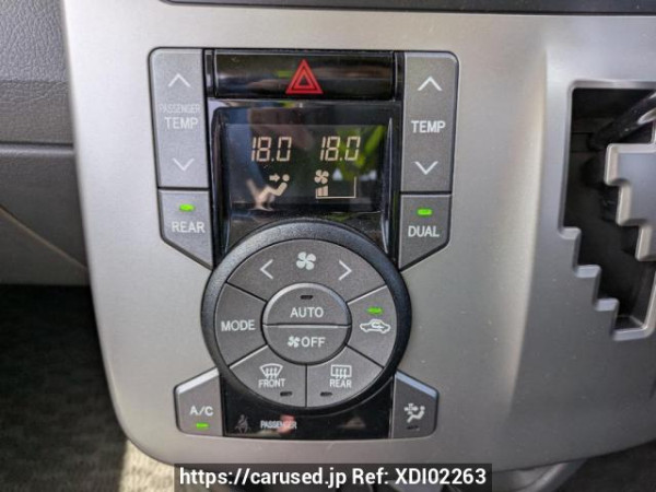 Used 2008 AT toyota noah ZRR70G Image[22]