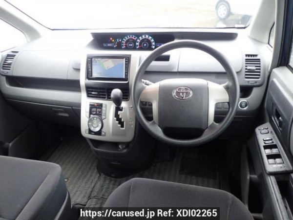 Used 2008 AT toyota noah ZRR70G Image[15]