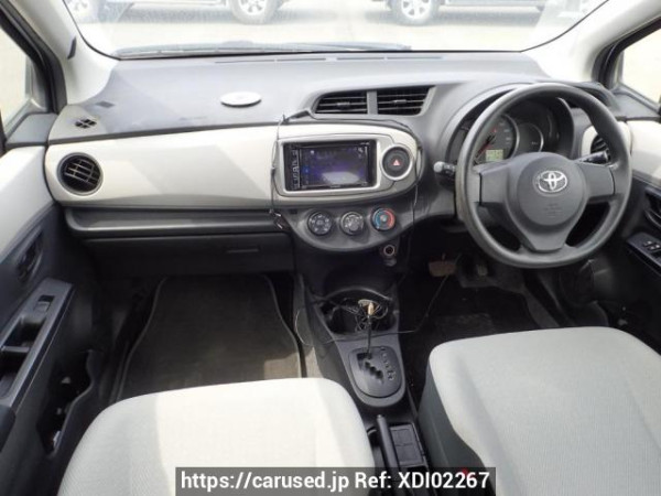 Used 2013 AT toyota vitz KSP130 Image[13]