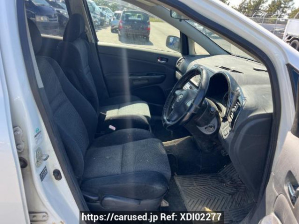 Used 2004 AT toyota wish ZNE10G Image[12]