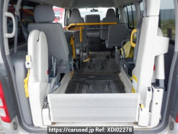 Used 2005 AT toyota hiace-van TRH200K Image[22]