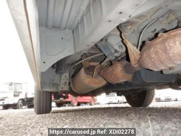 Used 2005 AT toyota hiace-van TRH200K Image[38]