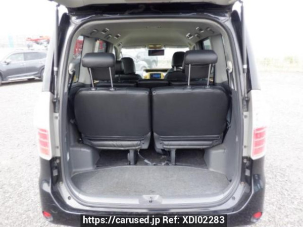 Used 2007 AT toyota noah ZRR70G Image[8]