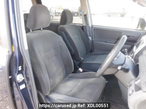 Used 2007 AT toyota noah ZRR70G Image[12]
