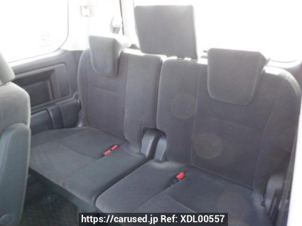 Used 2011 AT toyota noah ZRR70G Image[16]