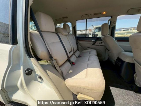 Used 2010 AT mitsubishi pajero V93W Image[14]