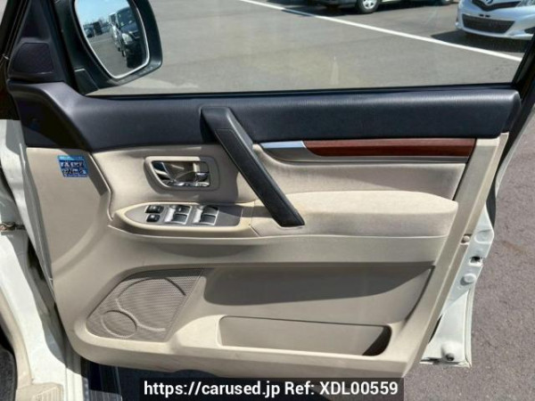 Used 2010 AT mitsubishi pajero V93W Image[17]