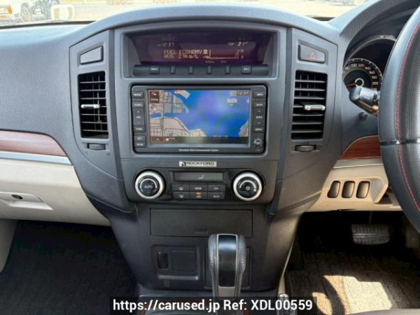 Used 2010 AT mitsubishi pajero V93W Image[23]