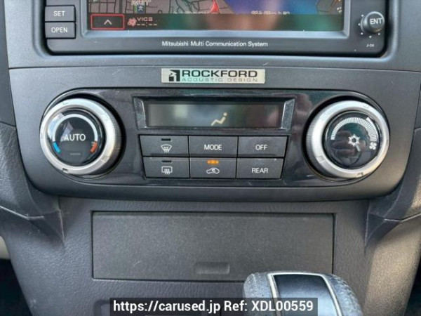 Used 2010 AT mitsubishi pajero V93W Image[26]