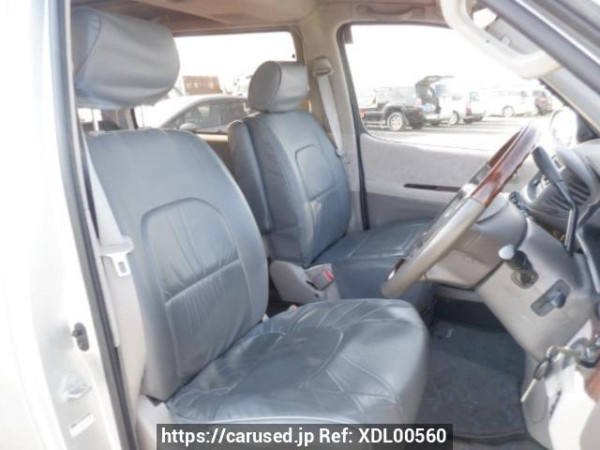 Used 2001 AT toyota regius-wagon RCH47W Image[12]