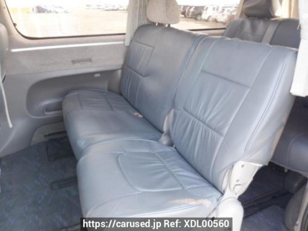 Used 2001 AT toyota regius-wagon RCH47W Image[15]