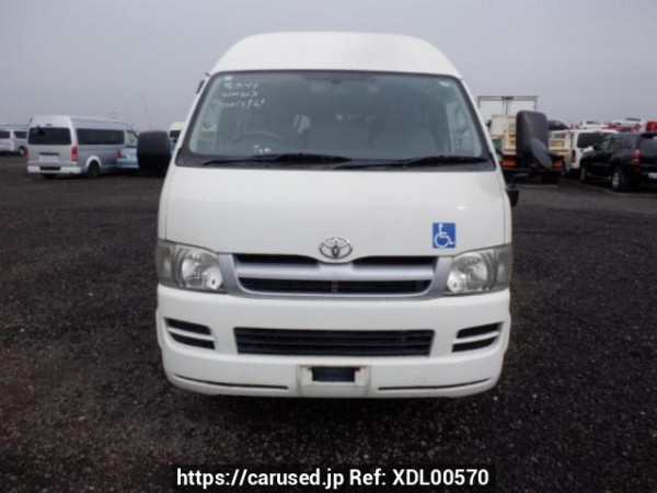 Used 2005 AT toyota hiace-van KDH205K Image[1]