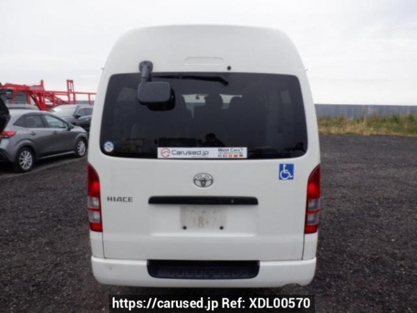 Used 2005 AT toyota hiace-van KDH205K Image[5]