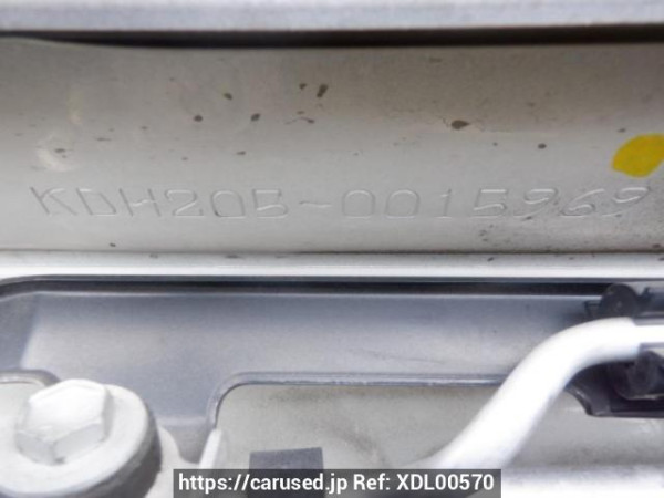 Used 2005 AT toyota hiace-van KDH205K Image[11]