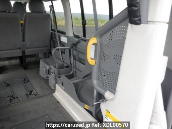Used 2005 AT toyota hiace-van KDH205K Image[21]