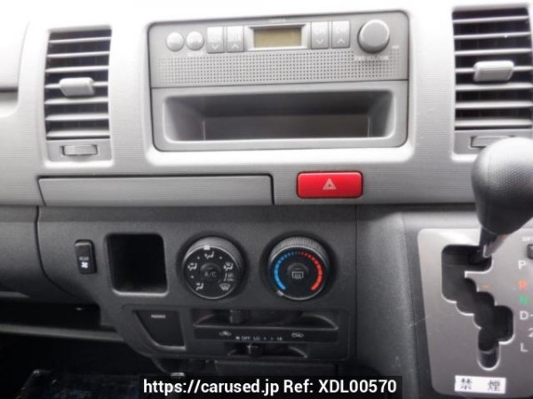 Used 2005 AT toyota hiace-van KDH205K Image[26]