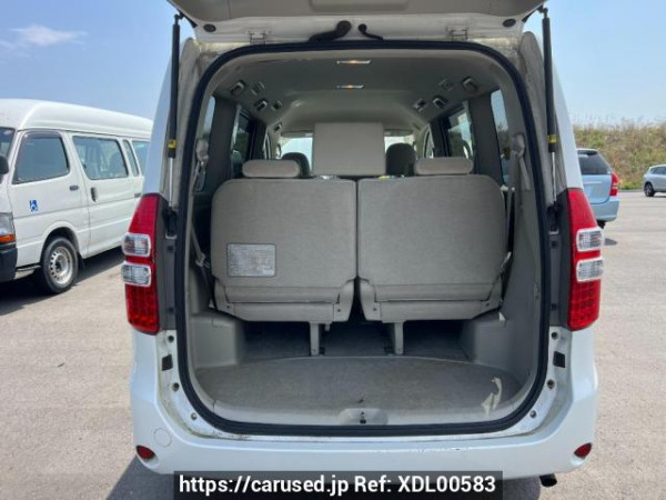Used 2012 AT toyota noah ZRR70G Image[8]