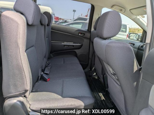 Used 2004 AT toyota wish ZNE10G Image[13]