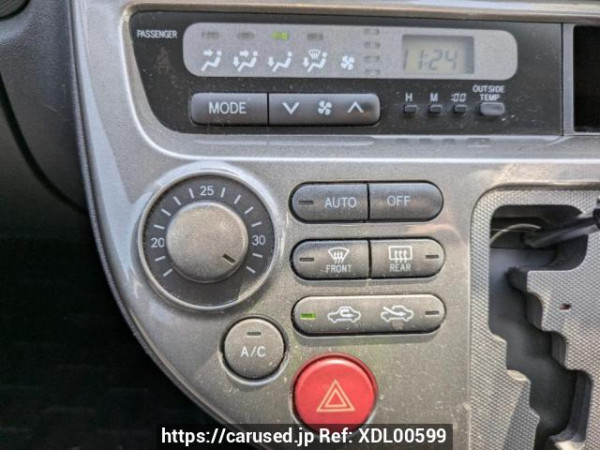 Used 2004 AT toyota wish ZNE10G Image[22]