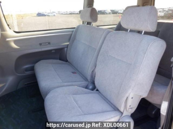 Used 2000 AT toyota regius-wagon RCH41W Image[15]