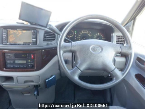 Used 2000 AT toyota regius-wagon RCH41W Image[19]