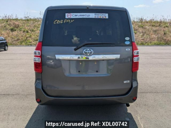 Used 2011 AT toyota noah ZRR70G Image[5]