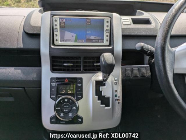 Used 2011 AT toyota noah ZRR70G Image[21]