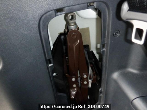 Used 2011 AT toyota noah ZRR70G Image[41]