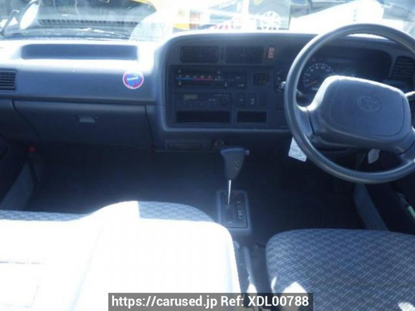 Used 2002 AT toyota hiace-commuter RZH125B Image[17]