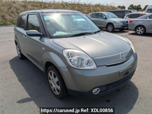 Used2004 AT Mazda Verisa DC5WImage[0]